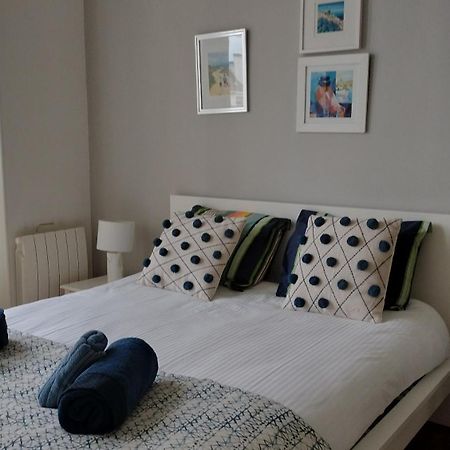 Appartement F3 Au Balcon De La Place Du Martroi Orleans Exterior photo